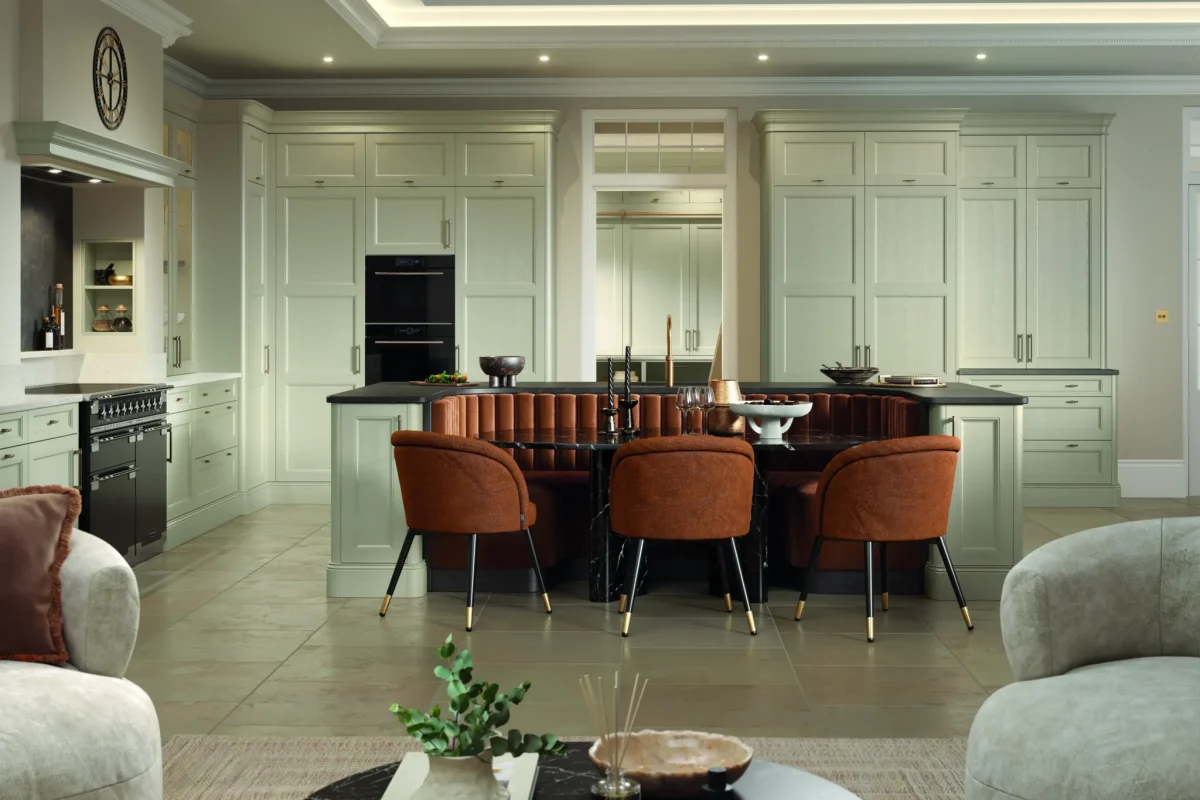 Lawrenson in Stone and Cannon Black